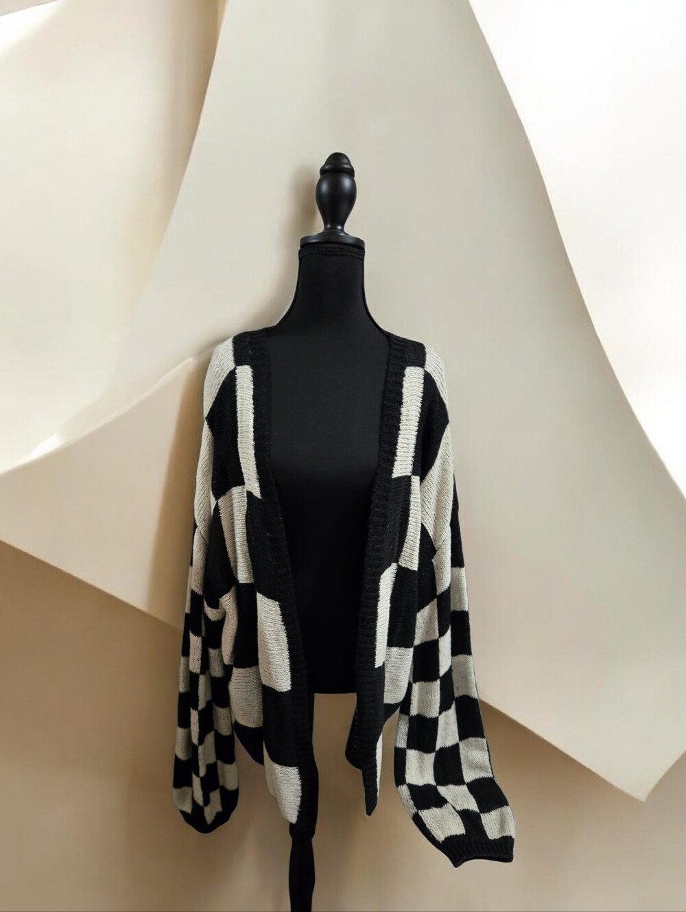Black and Cream Checkered Open-Front Women's Sweater Cardigan EUC by Double Zero